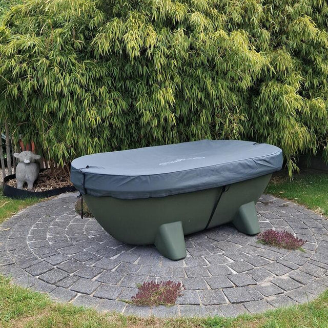 Olive Green Gardentub met antraciete cover zonder uitsparing in de tuin